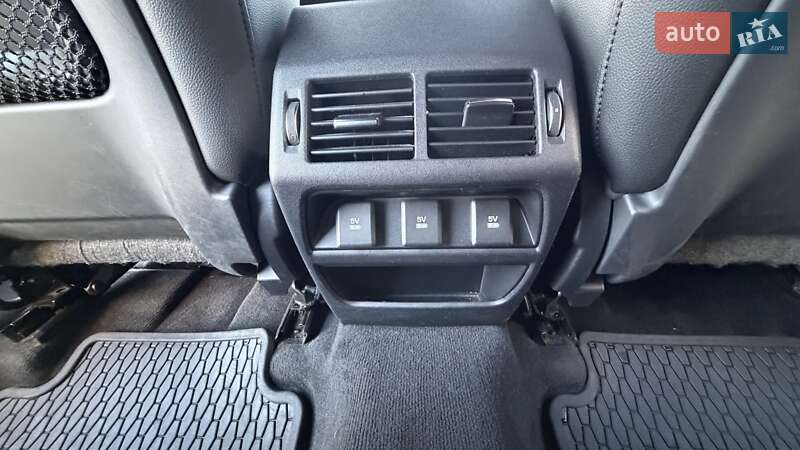 Позашляховик / Кросовер Jaguar E-Pace 2017 в Києві