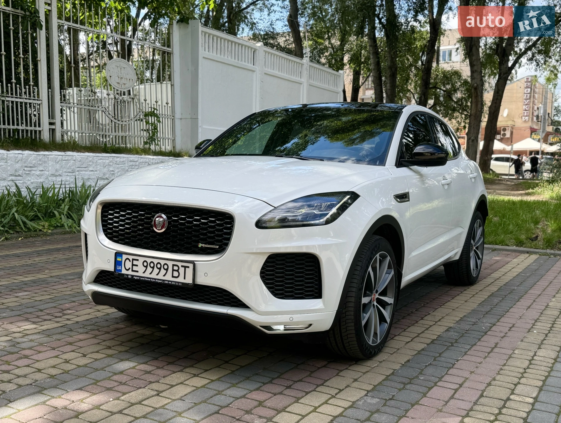 2020 Jaguar E-Pace - мініатюра 38