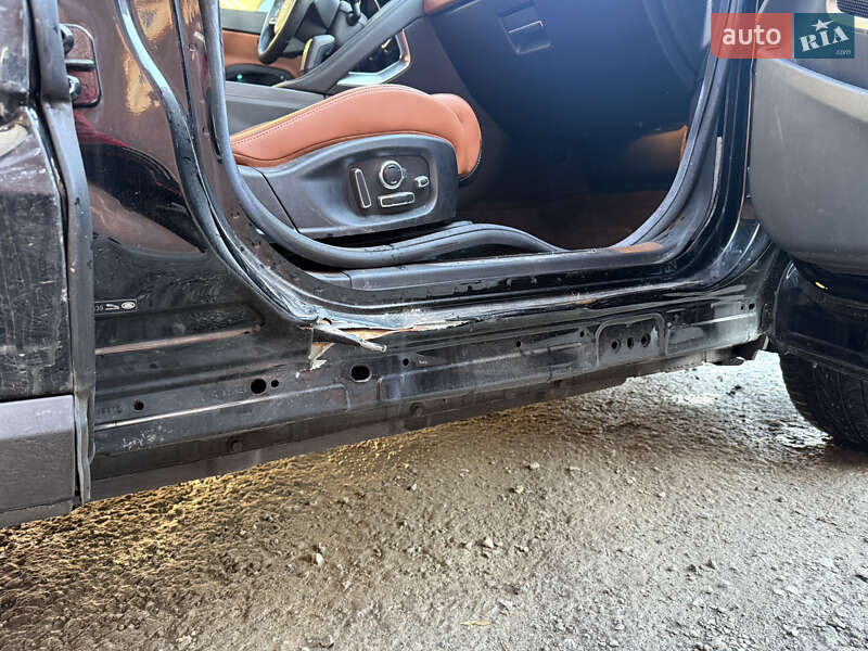 Внедорожник / Кроссовер Jaguar E-Pace 2020 в Тернополе фото 28 Внедорожник / Кроссовер Jaguar E-Pace 2020 в Тернополе