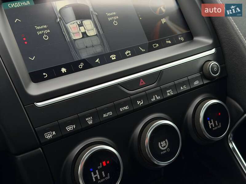Позашляховик / Кросовер Jaguar E-Pace 2018 в Кривому Розі