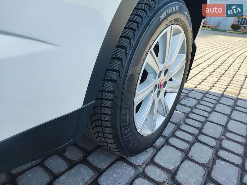 Внедорожник / Кроссовер Jaguar E-Pace 2019 в Львове