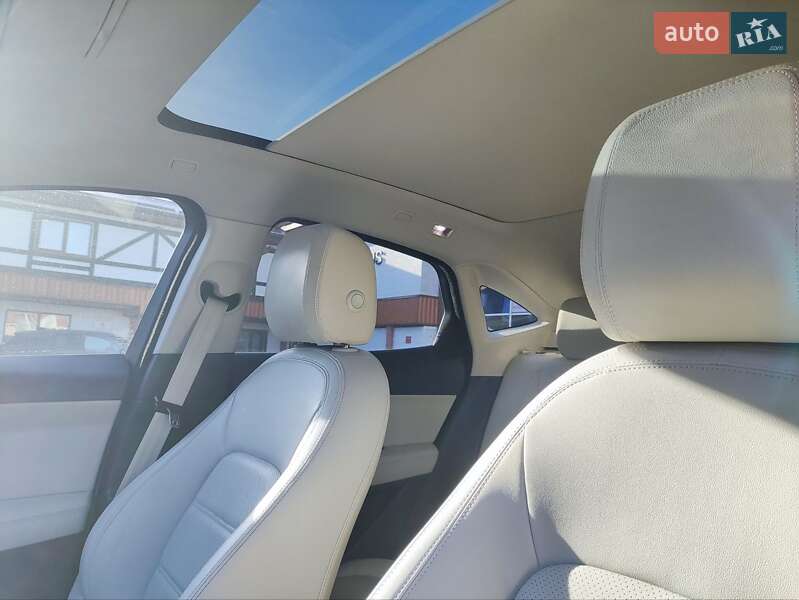 Внедорожник / Кроссовер Jaguar E-Pace 2019 в Львове