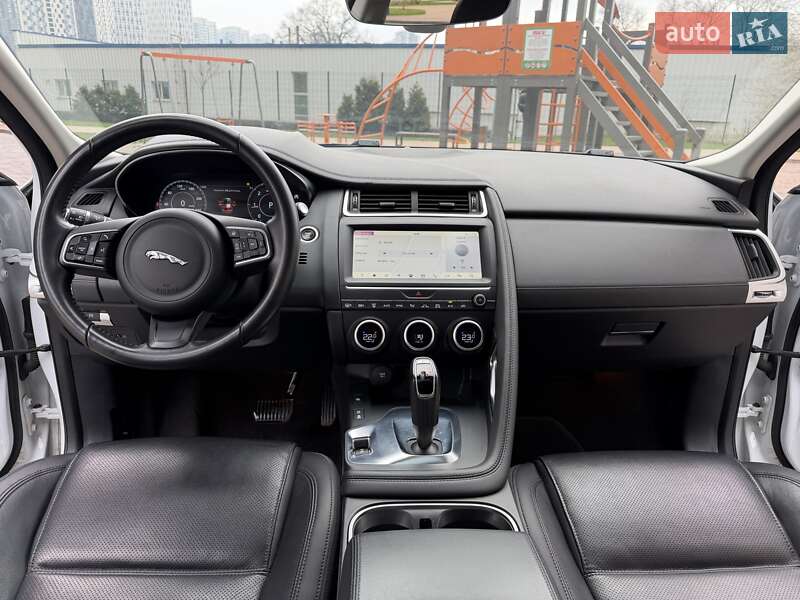 Внедорожник / Кроссовер Jaguar E-Pace 2020 в Киеве