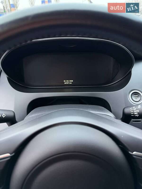 Внедорожник / Кроссовер Jaguar E-Pace 2019 в Кременце фото 21 Внедорожник / Кроссовер Jaguar E-Pace 2019 в Кременце