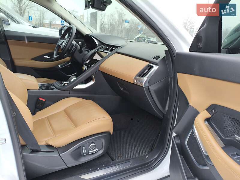 Внедорожник / Кроссовер Jaguar E-Pace 2021 в Киеве