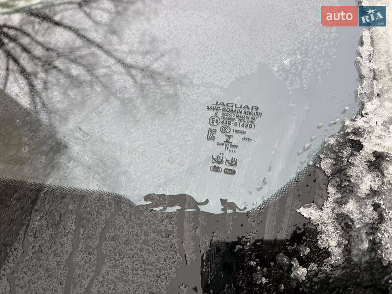 Позашляховик / Кросовер Jaguar E-Pace 2017 в Києві