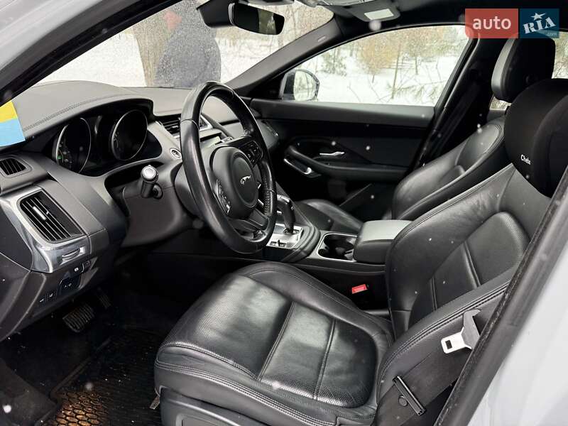 Внедорожник / Кроссовер Jaguar E-Pace 2017 в Киеве фото 30 Внедорожник / Кроссовер Jaguar E-Pace 2017 в Киеве