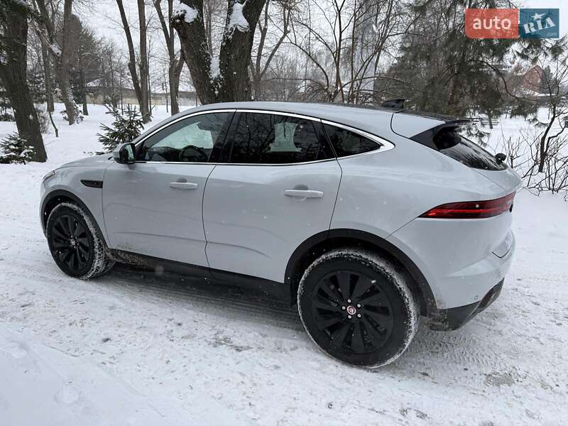 Внедорожник / Кроссовер Jaguar E-Pace 2017 в Киеве фото 6 Внедорожник / Кроссовер Jaguar E-Pace 2017 в Киеве