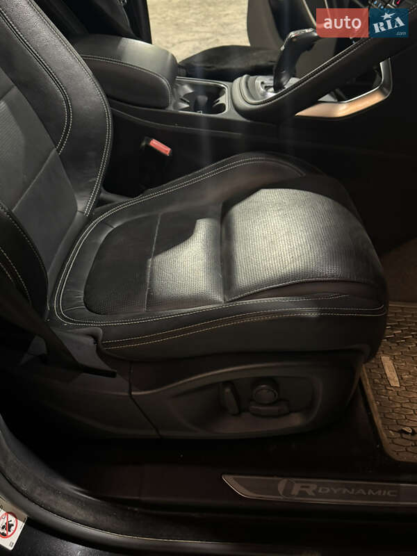 Внедорожник / Кроссовер Jaguar E-Pace 2018 в Хмельницком