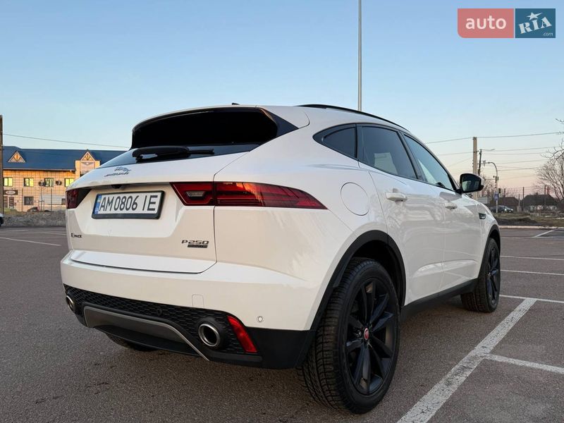 Позашляховик / Кросовер Jaguar E-Pace 2019 в Києві