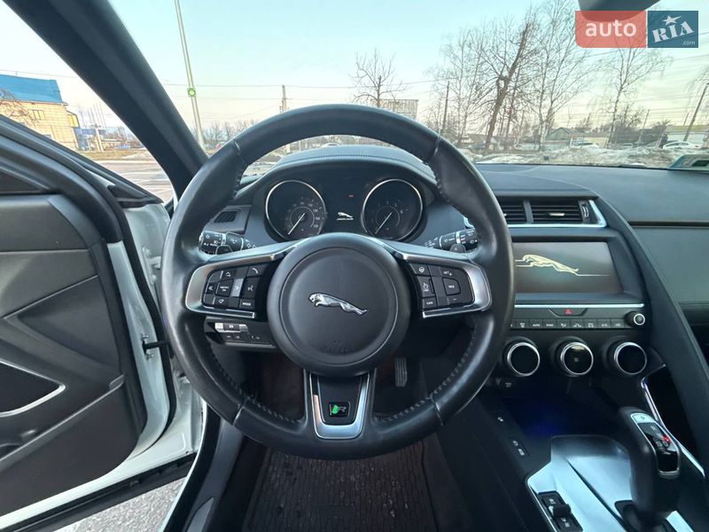 Позашляховик / Кросовер Jaguar E-Pace 2019 в Києві