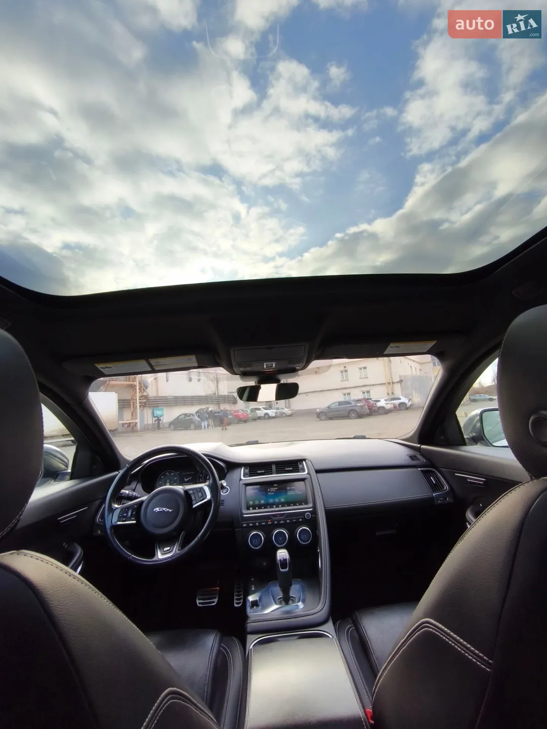 2018 Jaguar E-Pace - мініатюра 3