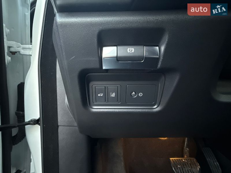 Позашляховик / Кросовер Jaguar E-Pace 2019 в Києві