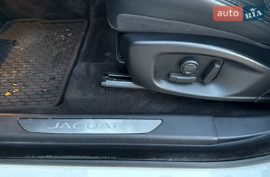Внедорожник / Кроссовер Jaguar E-Pace 2019 в Киеве