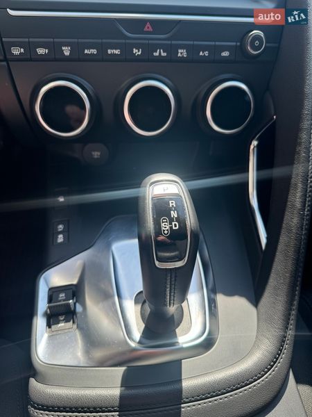 Позашляховик / Кросовер Jaguar E-Pace 2019 в Києві фото 13 Позашляховик / Кросовер Jaguar E-Pace 2019 в Києві