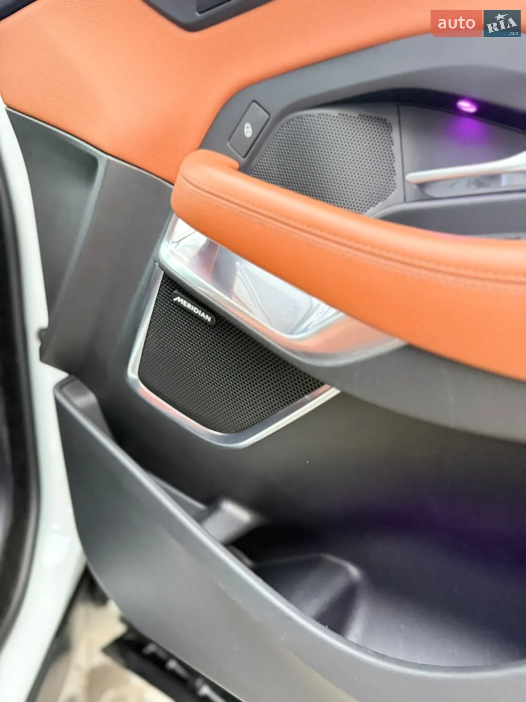 2019 Jaguar E-Pace - мініатюра 23