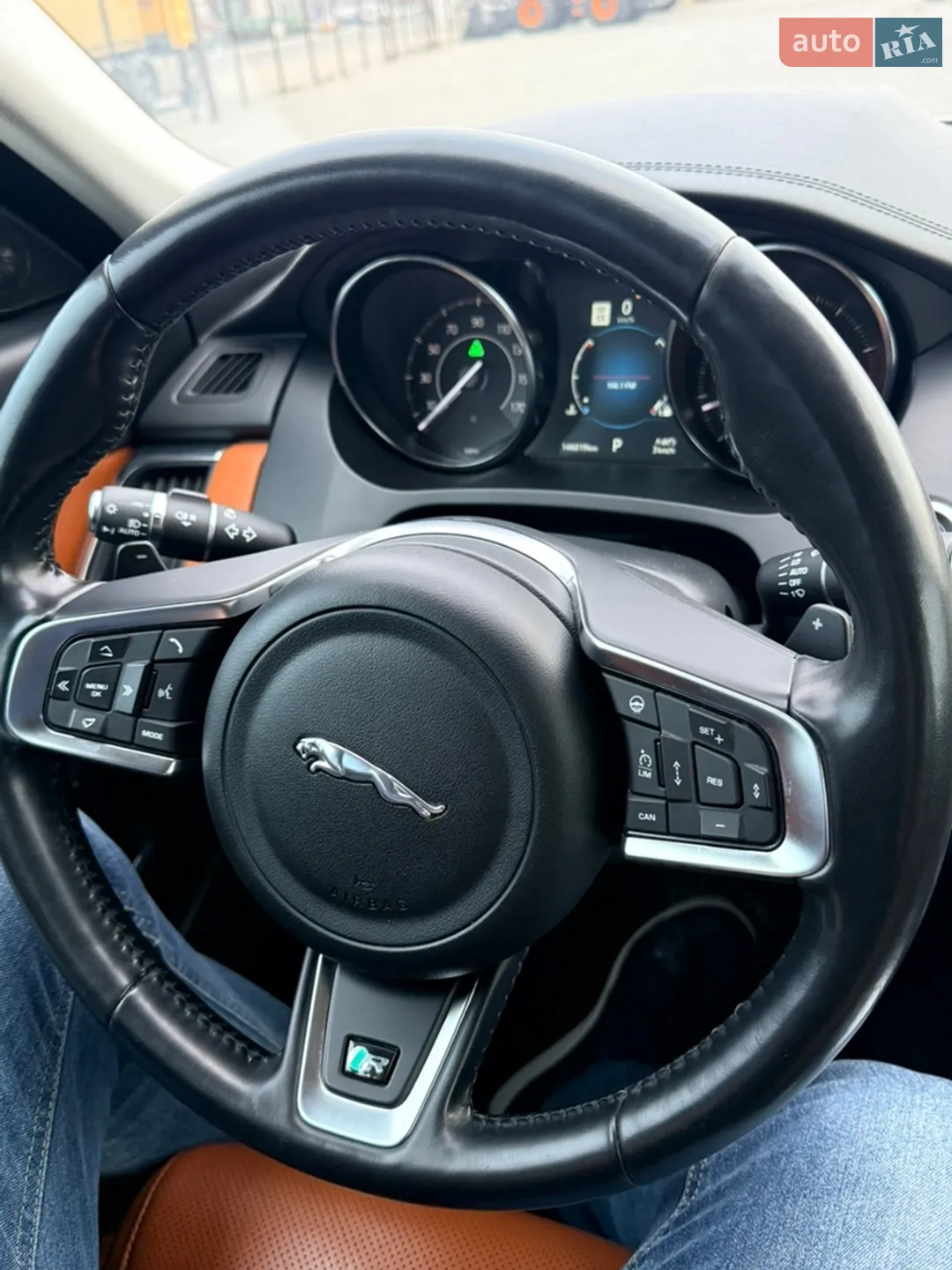 2019 Jaguar E-Pace - мініатюра 35