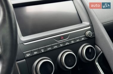 Позашляховик / Кросовер Jaguar E-Pace 2018 в Львові
