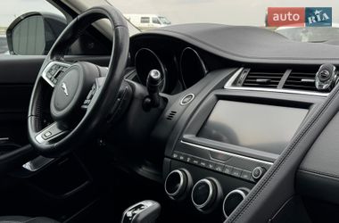 Позашляховик / Кросовер Jaguar E-Pace 2018 в Львові