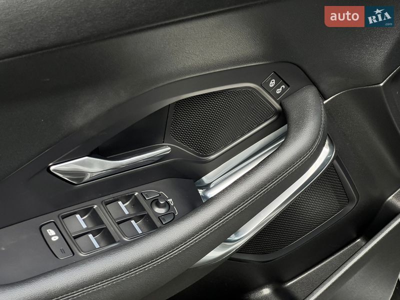 Позашляховик / Кросовер Jaguar E-Pace 2019 в Києві фото 33 Позашляховик / Кросовер Jaguar E-Pace 2019 в Києві