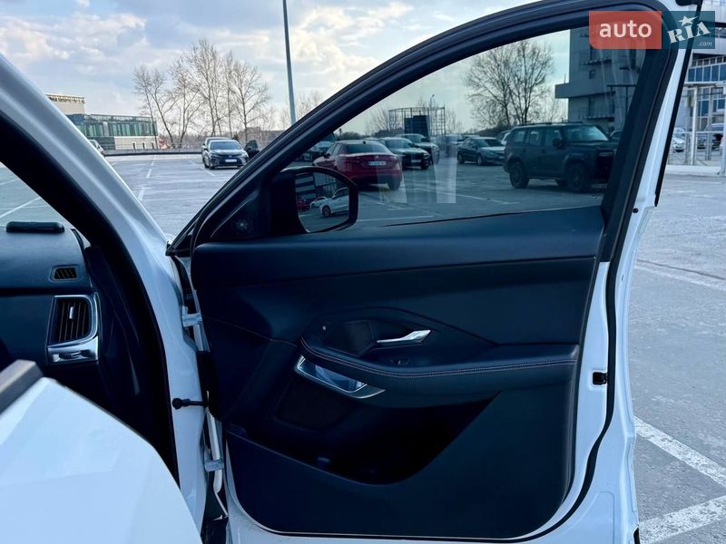 Позашляховик / Кросовер Jaguar E-Pace 2019 в Києві