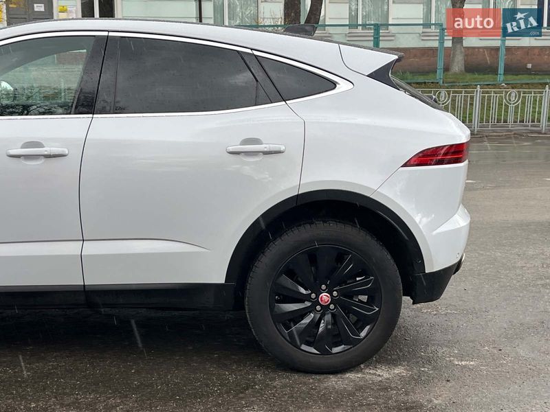 Внедорожник / Кроссовер Jaguar E-Pace 2017 в Киеве