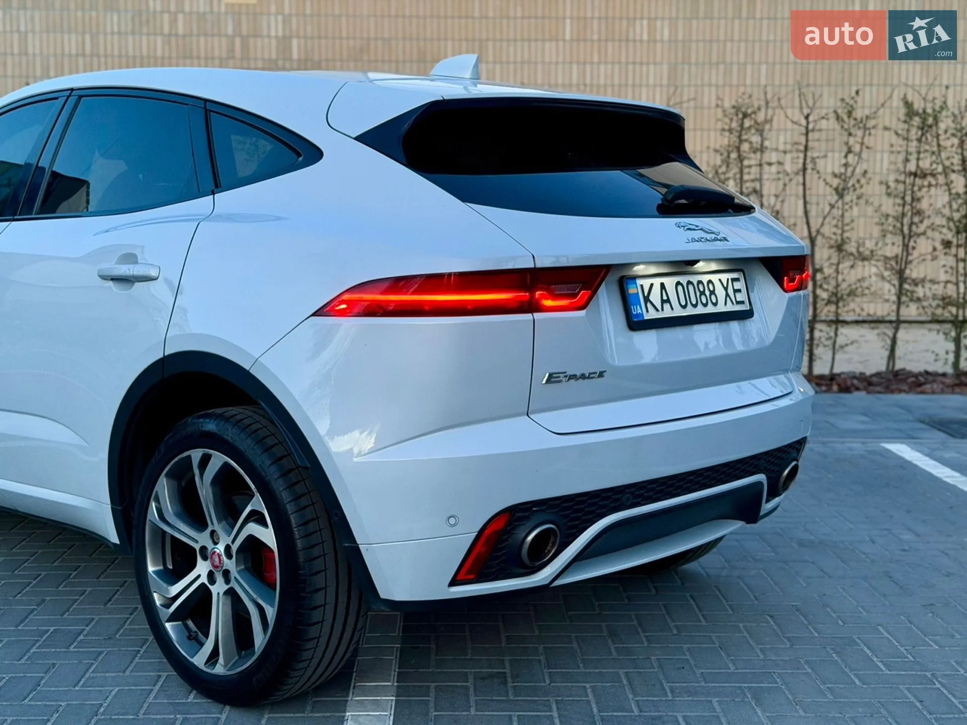 2018 Jaguar E-Pace - мініатюра 9