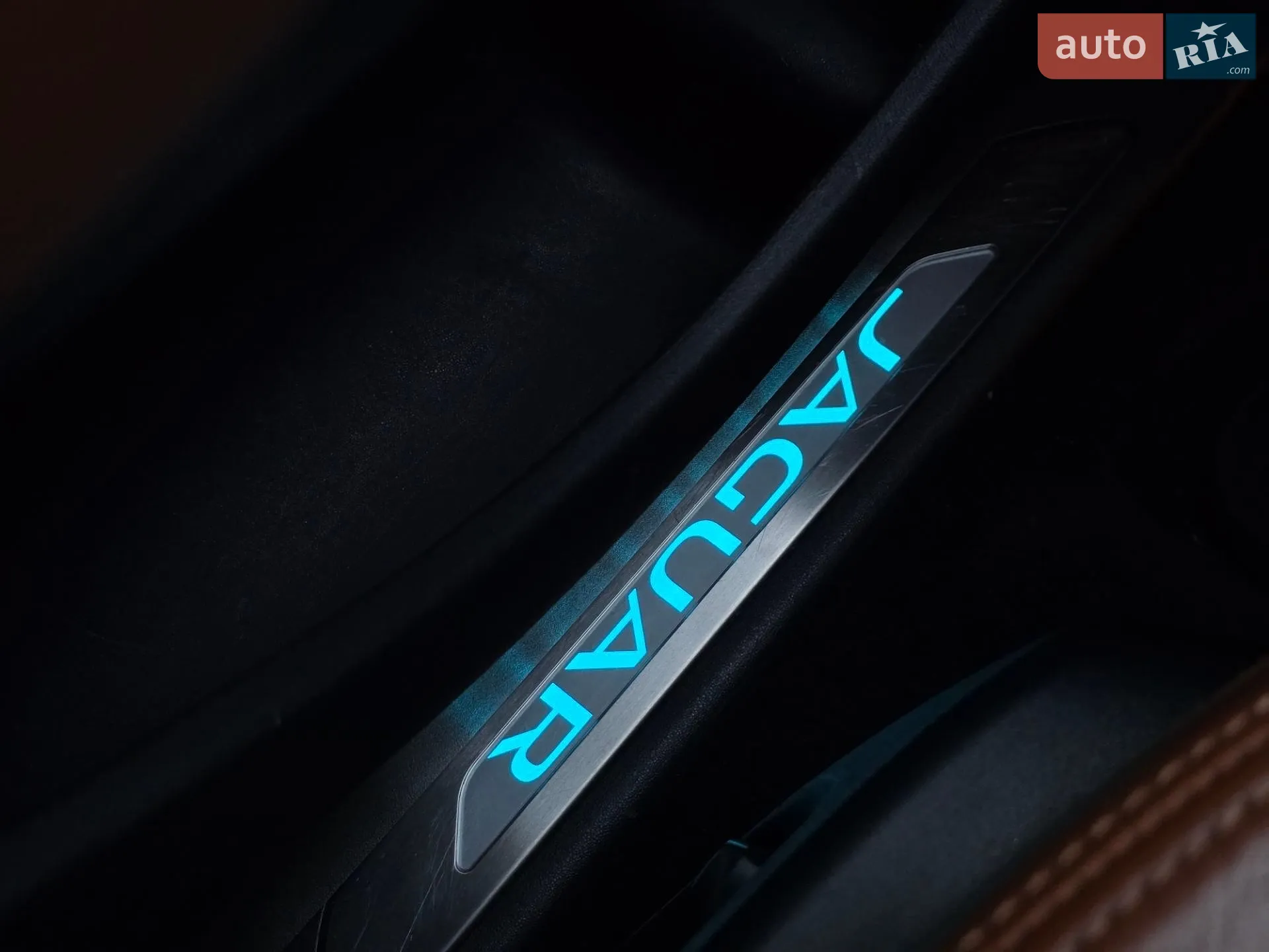 2019 Jaguar E-Pace - мініатюра 58