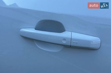 Внедорожник / Кроссовер Jaguar E-Pace 2020 в Киеве