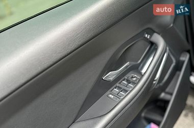 Внедорожник / Кроссовер Jaguar E-Pace 2018 в Киеве