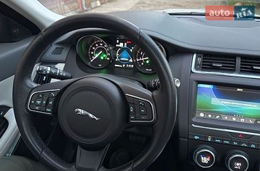 Позашляховик / Кросовер Jaguar E-Pace 2019 в Івано-Франківську