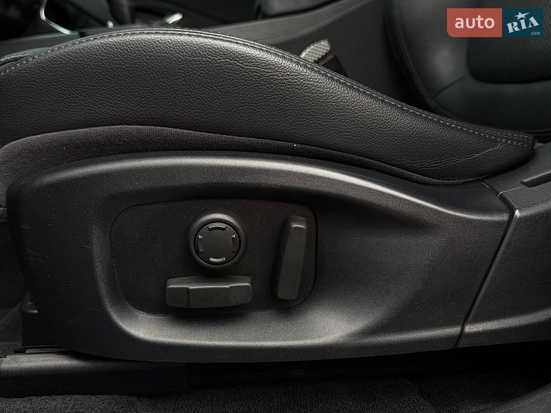 Позашляховик / Кросовер Jaguar E-Pace 2018 в Бершаді