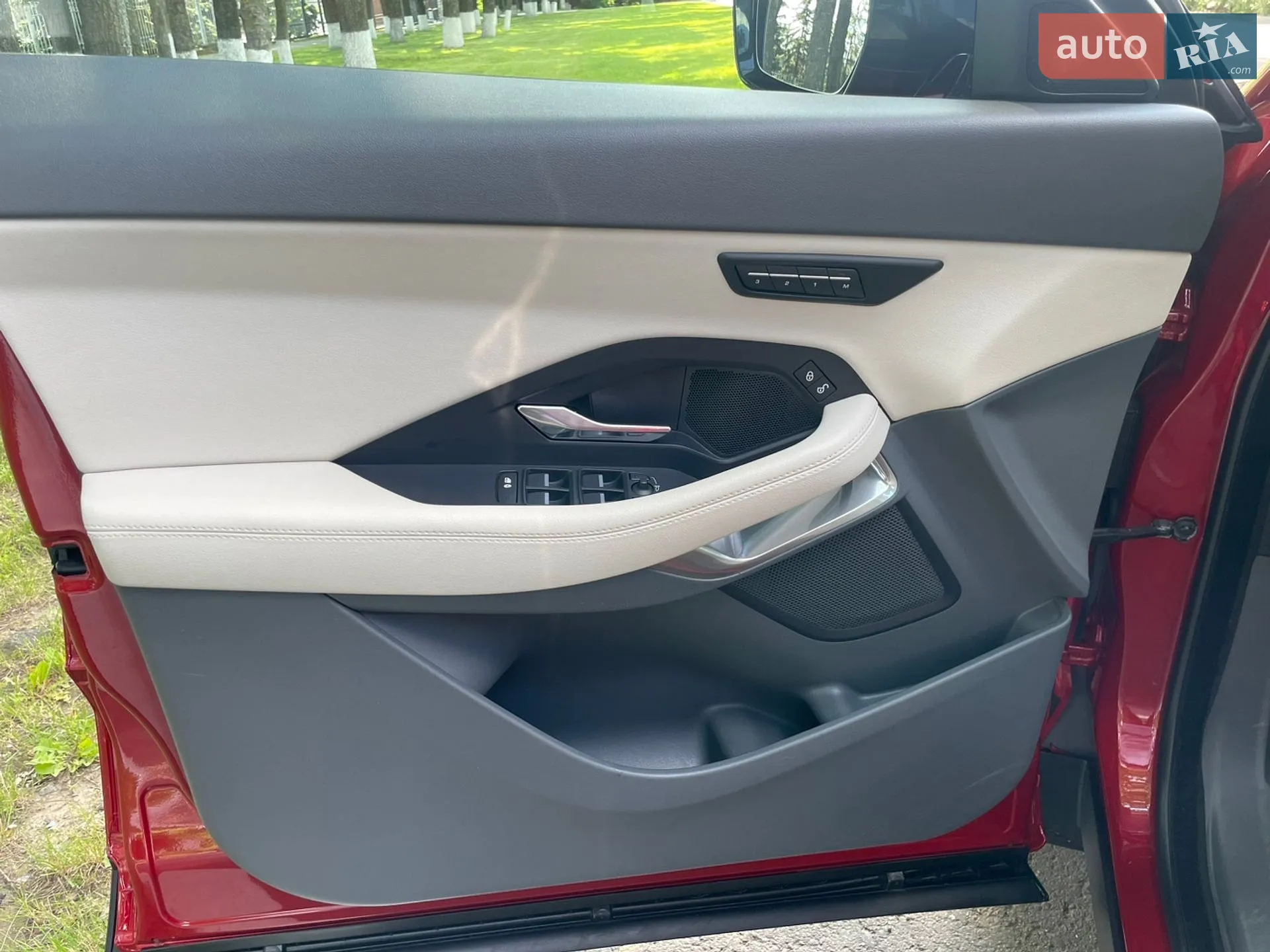 2019 Jaguar E-Pace - мініатюра 9