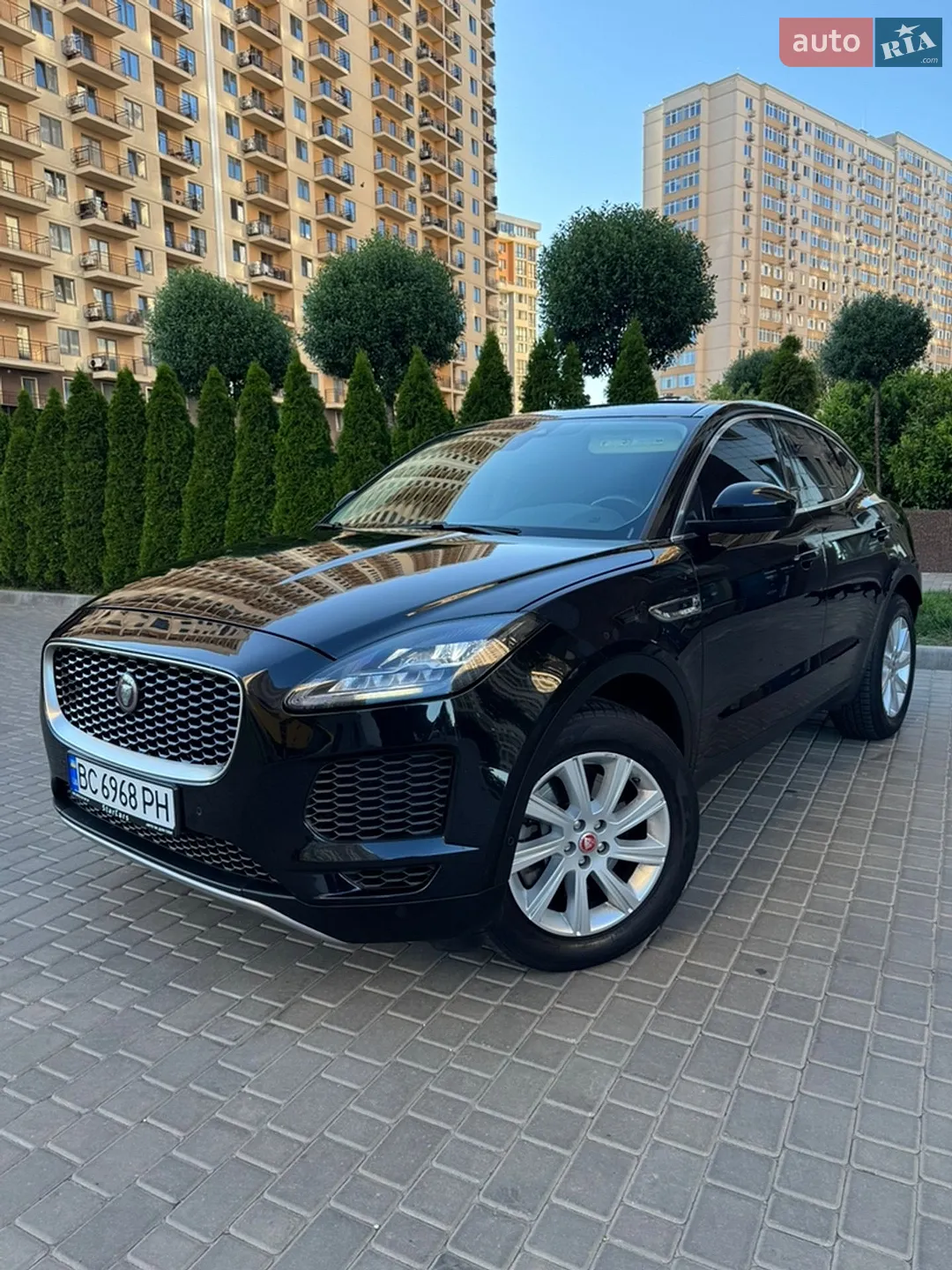 2018 Jaguar E-Pace - мініатюра 2