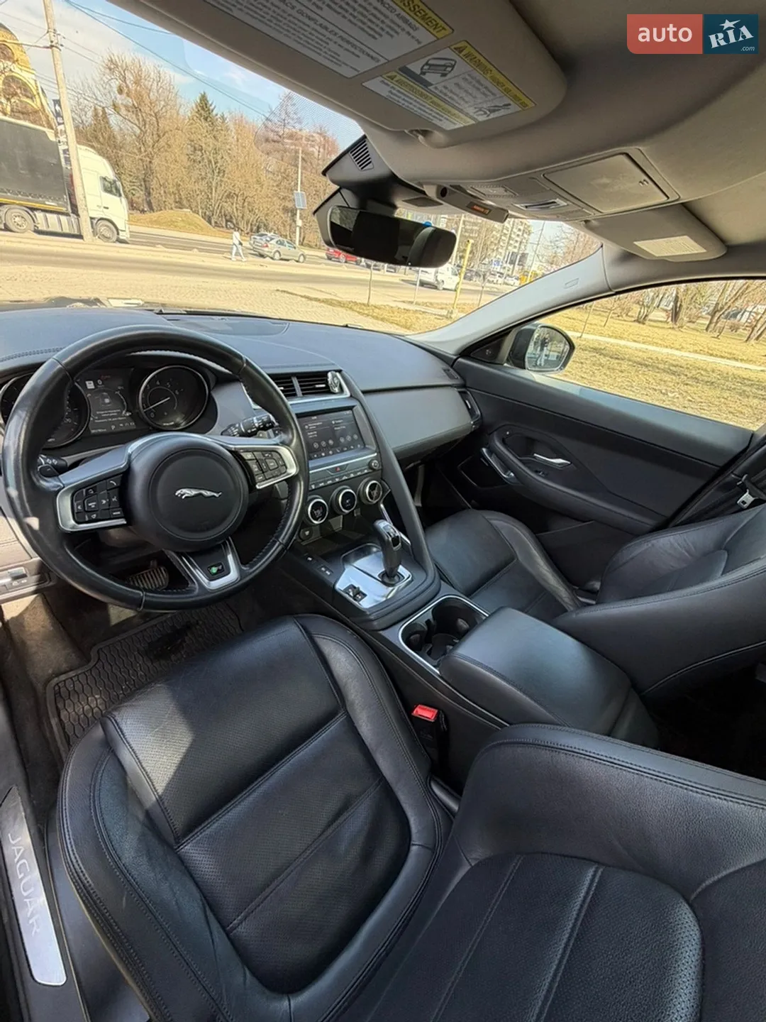 2018 Jaguar E-Pace - мініатюра 12