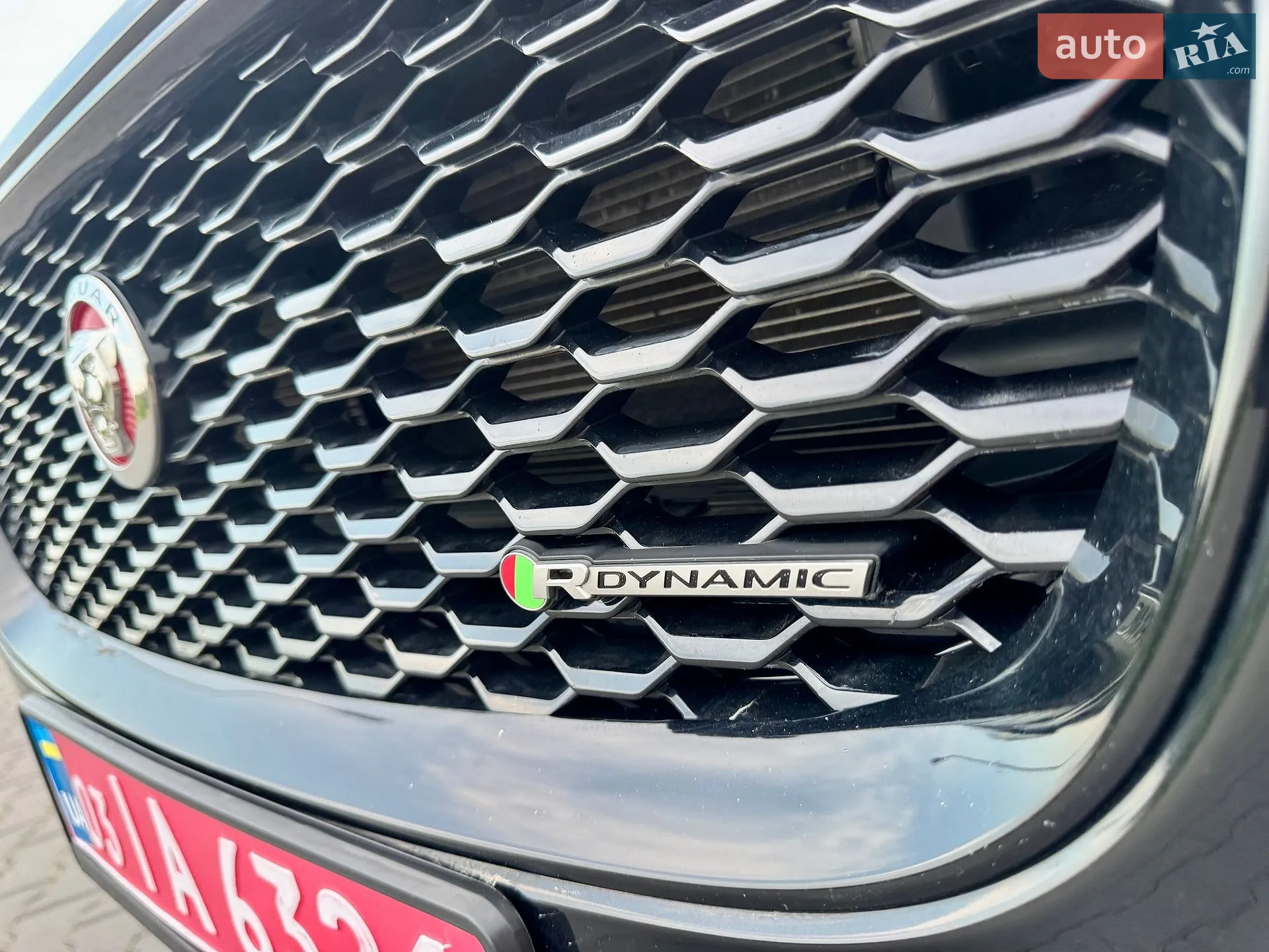 2019 Jaguar E-Pace - мініатюра 32