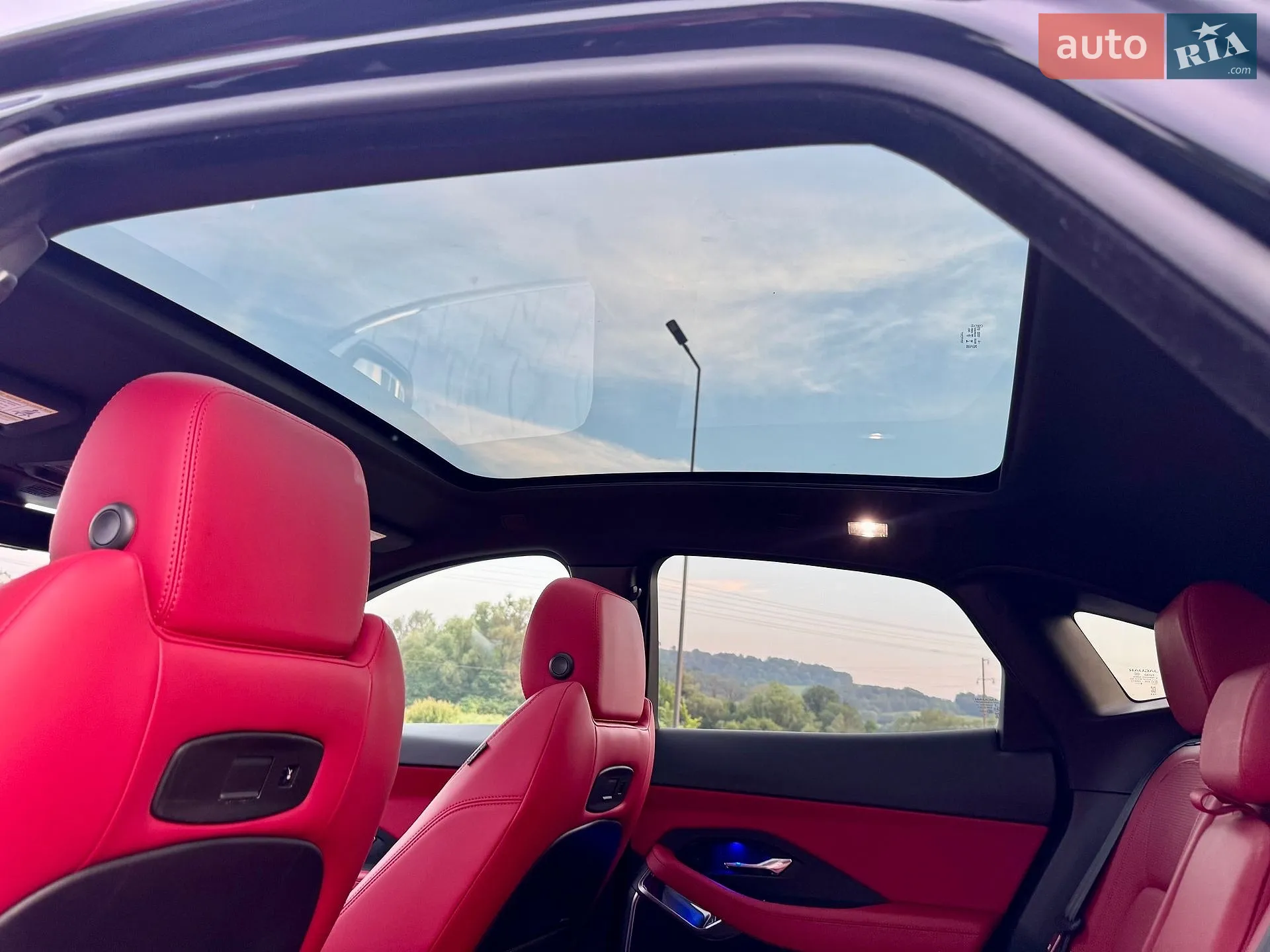2019 Jaguar E-Pace - мініатюра 72