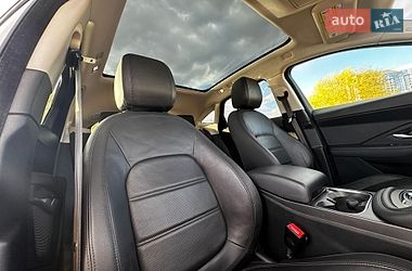 Позашляховик / Кросовер Jaguar E-Pace 2019 в Києві