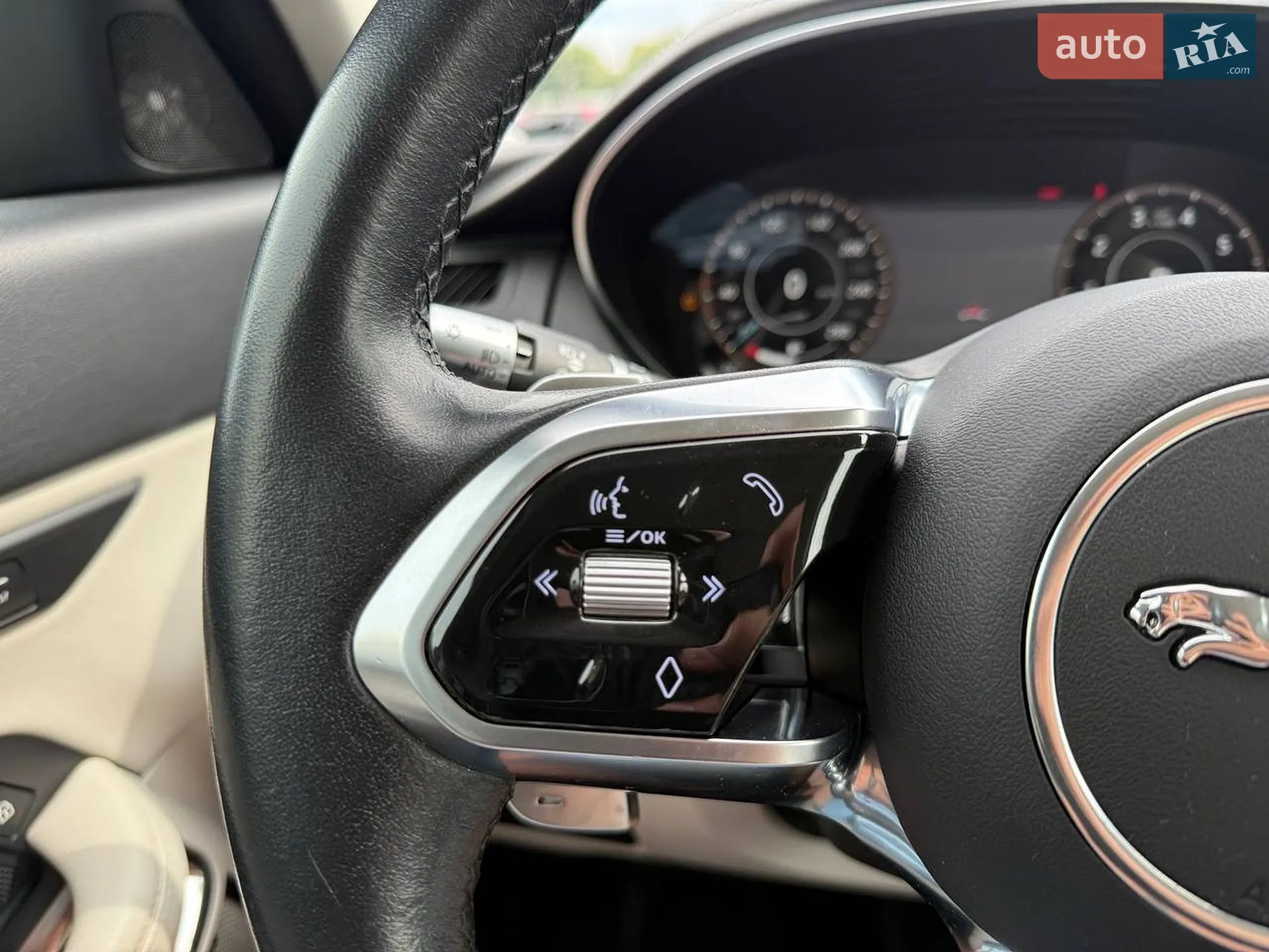 2021 Jaguar E-Pace - мініатюра 32
