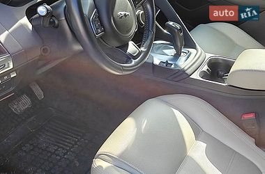 Позашляховик / Кросовер Jaguar E-Pace 2020 в Вінниці