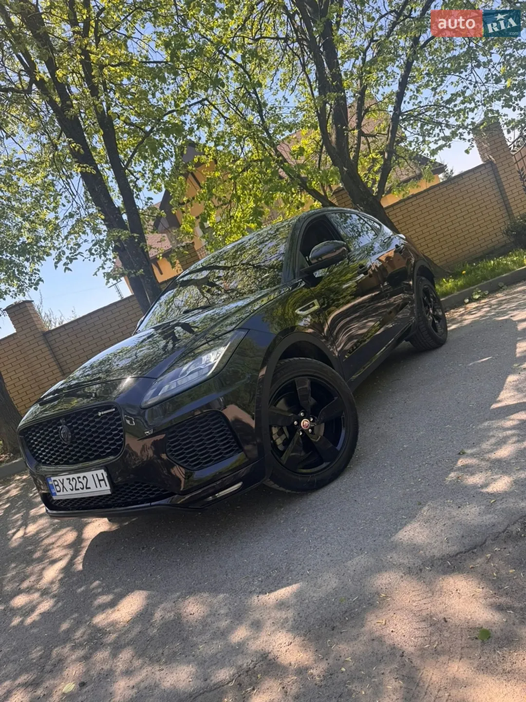 2018 Jaguar E-Pace - мініатюра 2