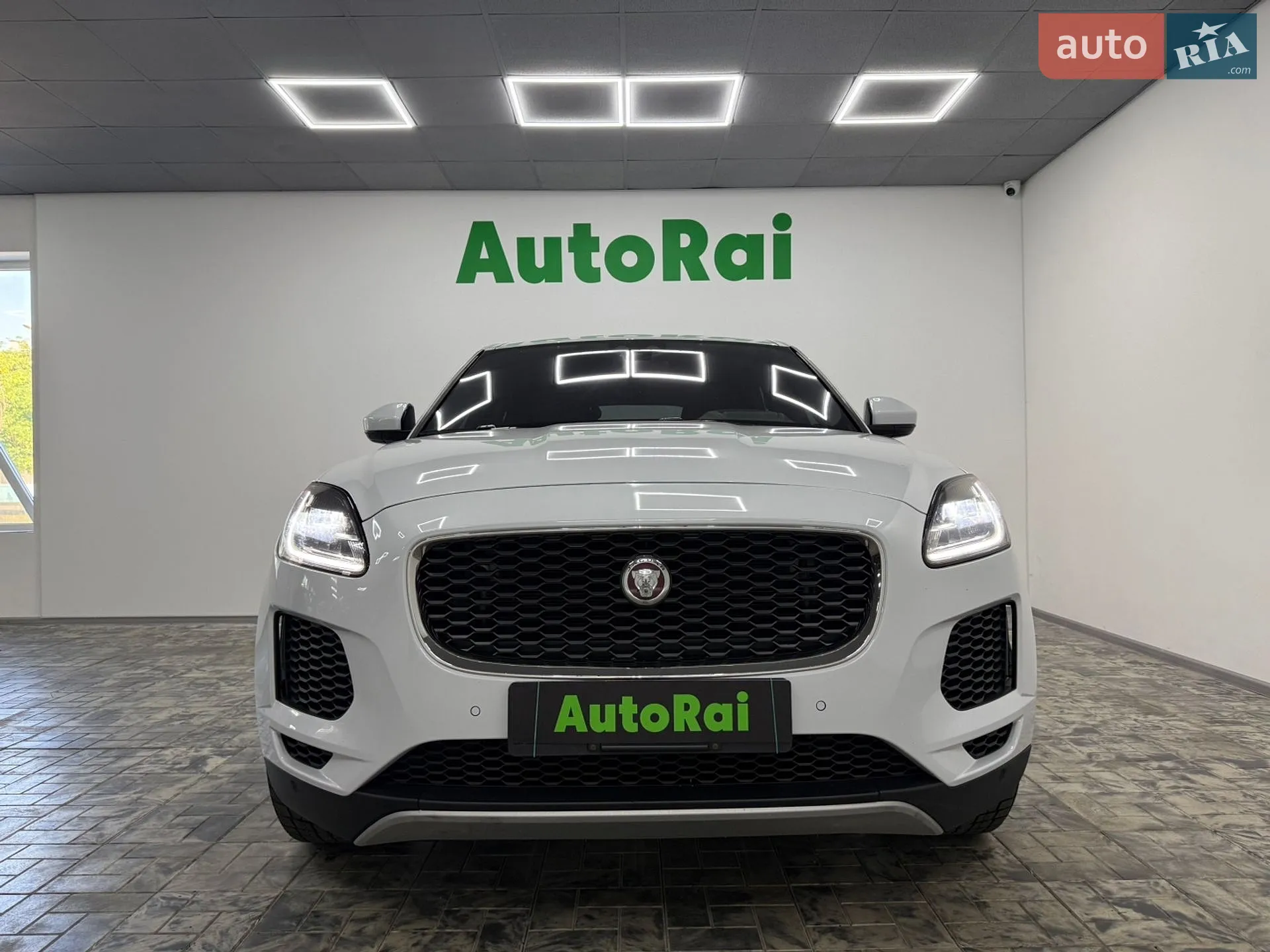 2017 Jaguar E-Pace - мініатюра 7