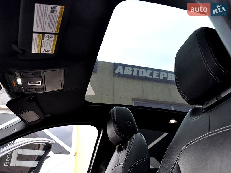 Позашляховик / Кросовер Jaguar E-Pace 2018 в Львові