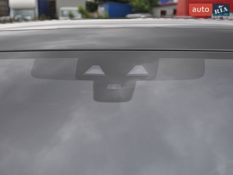 Позашляховик / Кросовер Jaguar E-Pace 2018 в Львові