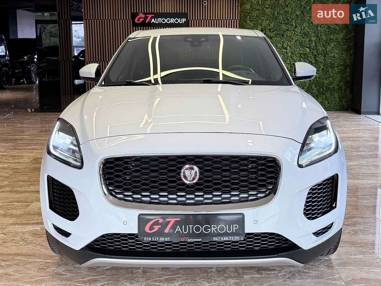2017 Jaguar E-Pace - мініатюра 3