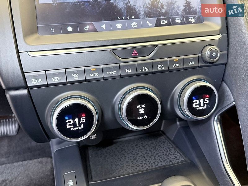 Внедорожник / Кроссовер Jaguar E-Pace 2017 в Киеве фото 47 Внедорожник / Кроссовер Jaguar E-Pace 2017 в Киеве
