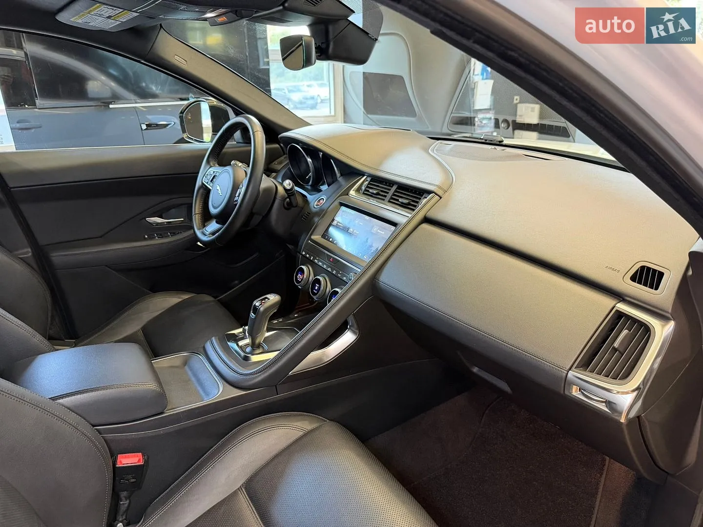 2017 Jaguar E-Pace - мініатюра 62