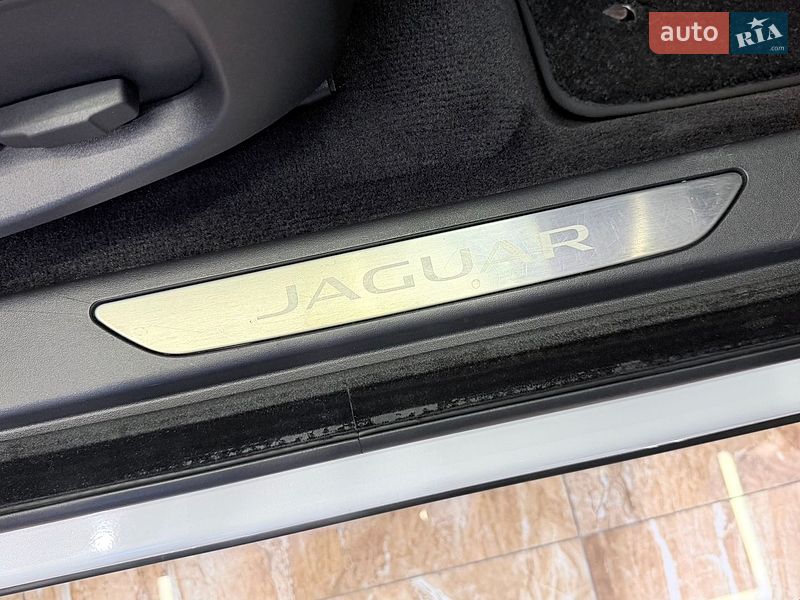 Внедорожник / Кроссовер Jaguar E-Pace 2017 в Киеве фото 65 Внедорожник / Кроссовер Jaguar E-Pace 2017 в Киеве