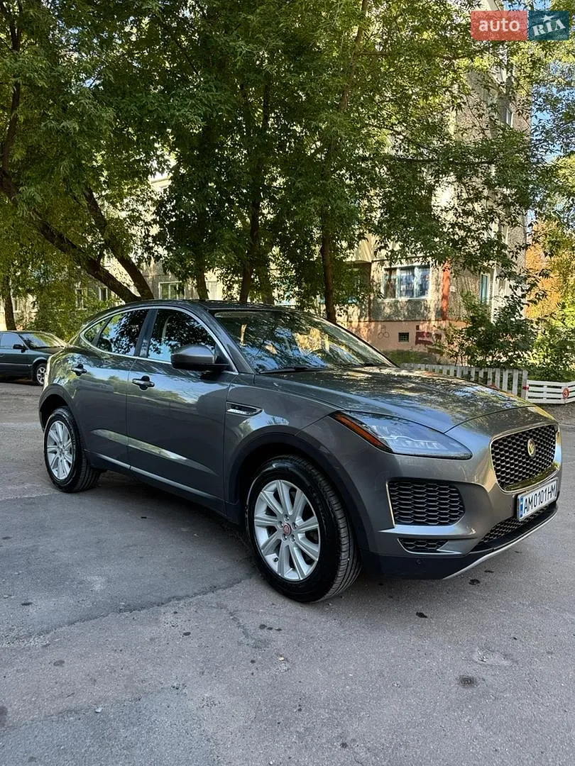 2017 Jaguar E-Pace - фото 1