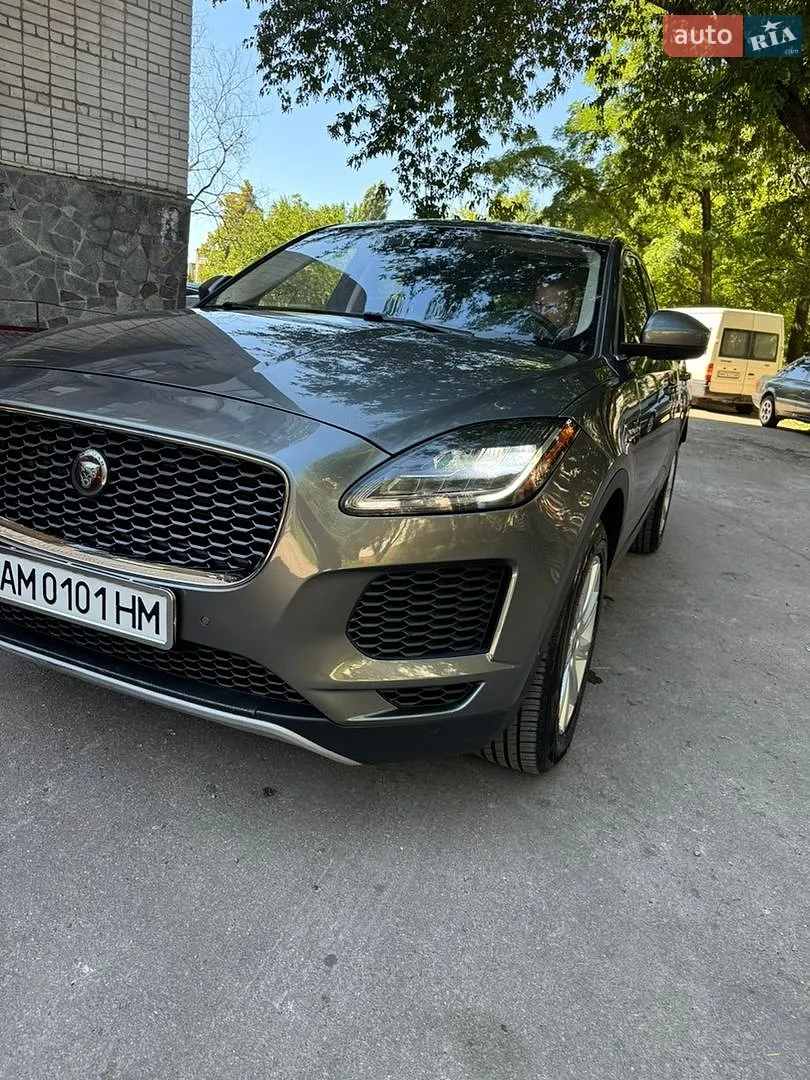 2017 Jaguar E-Pace - мініатюра 42